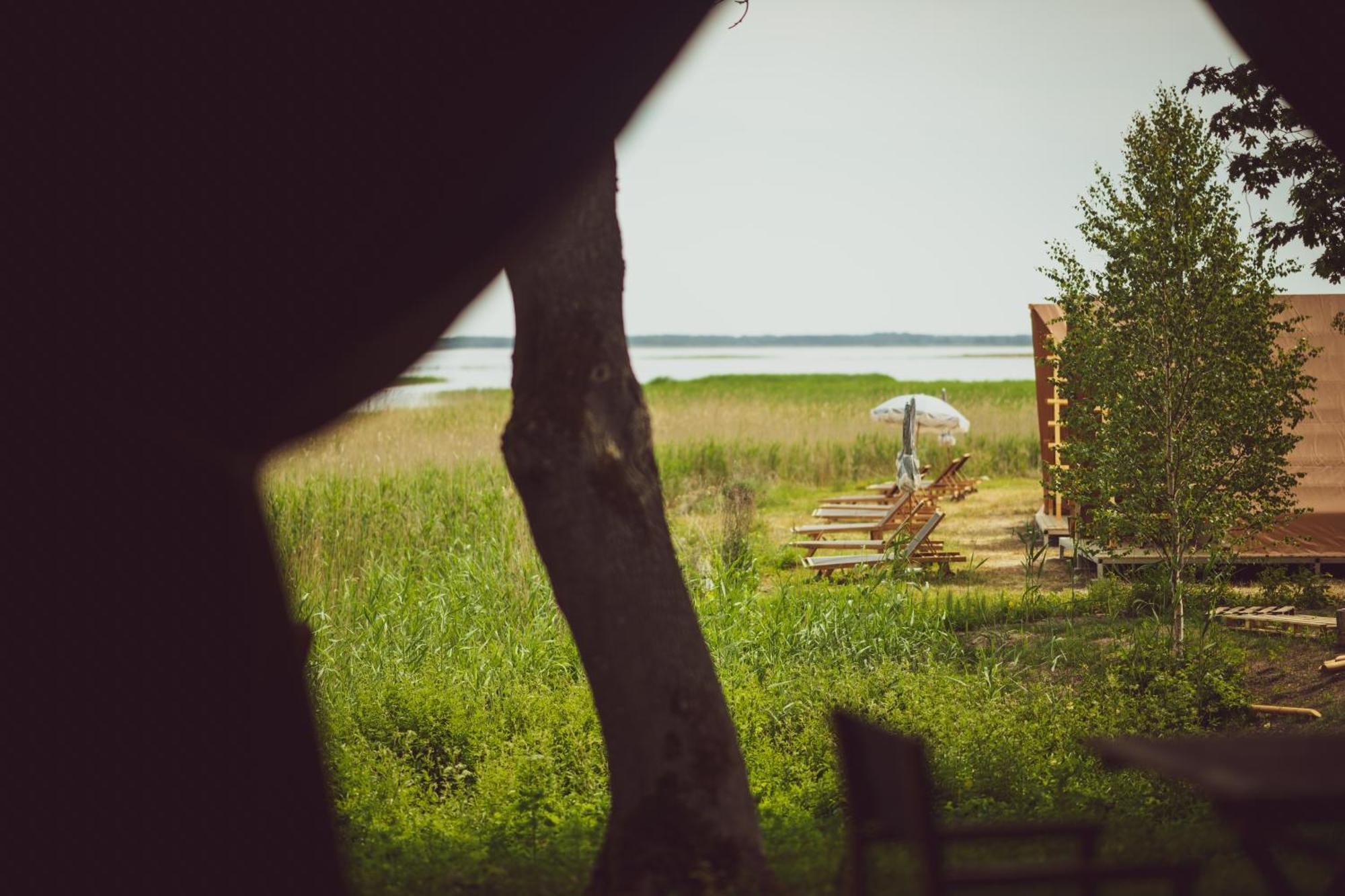 Готель Mia Glamping Orissaare Екстер'єр фото