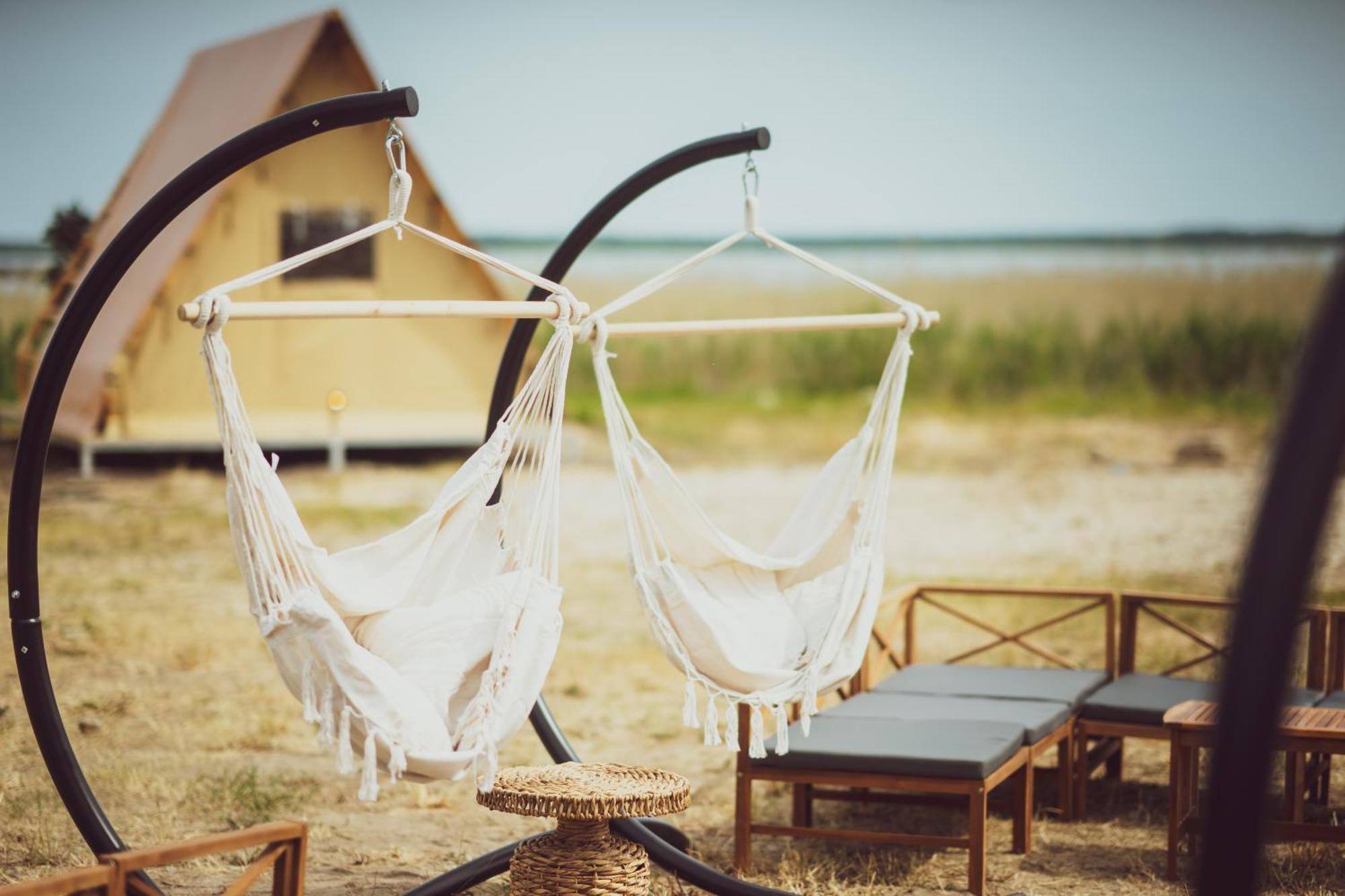 Готель Mia Glamping Orissaare Екстер'єр фото