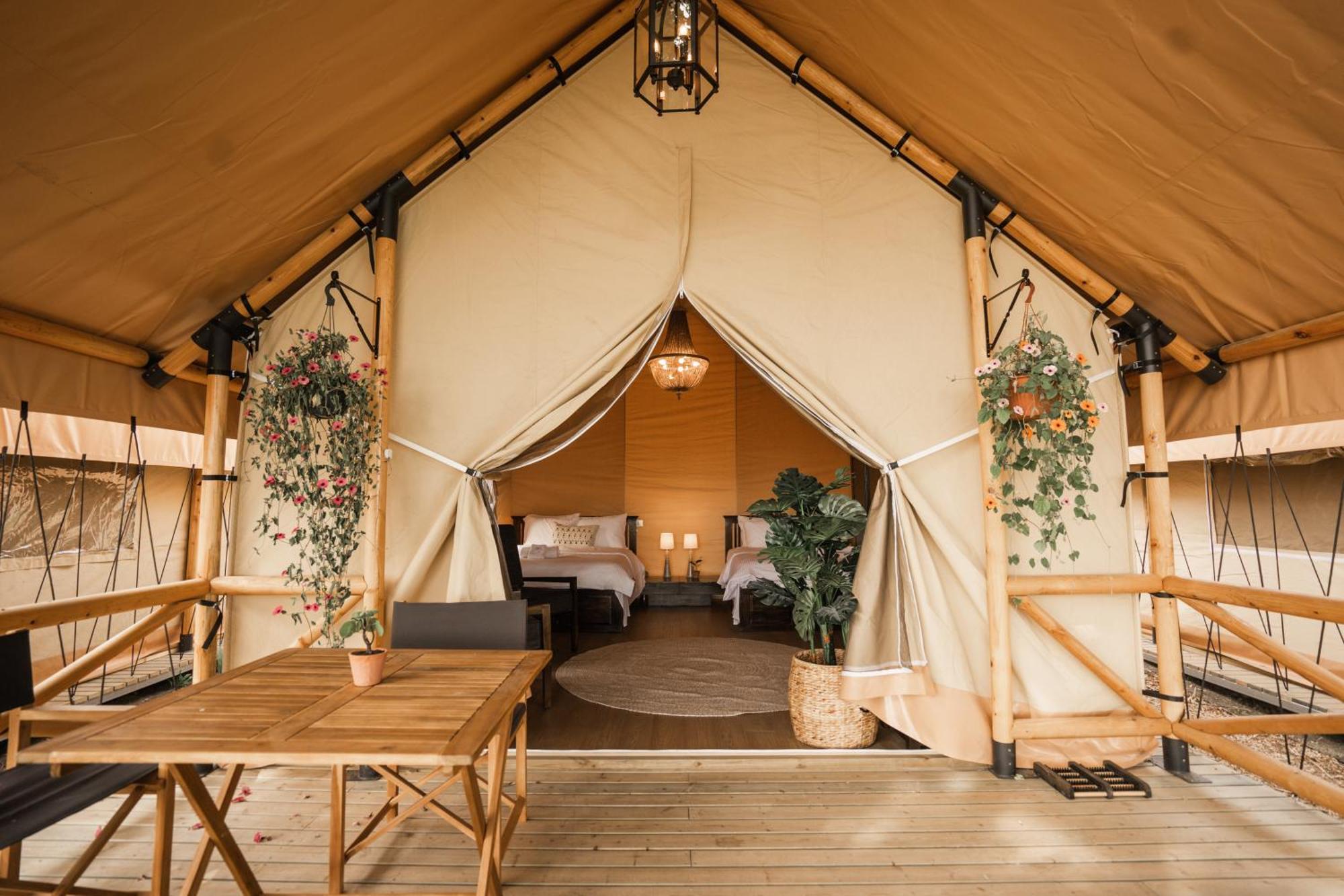 Готель Mia Glamping Orissaare Екстер'єр фото