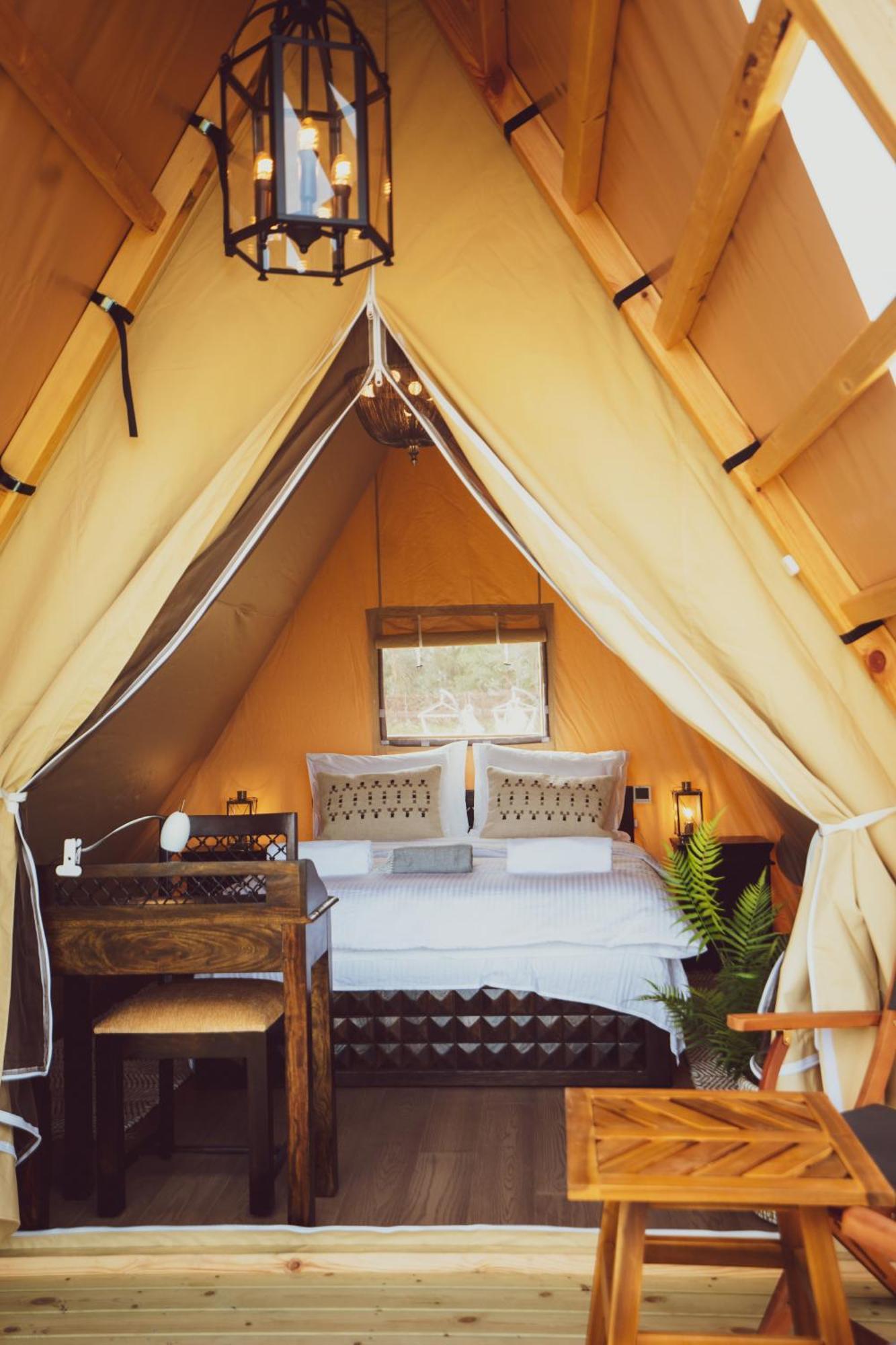 Готель Mia Glamping Orissaare Екстер'єр фото